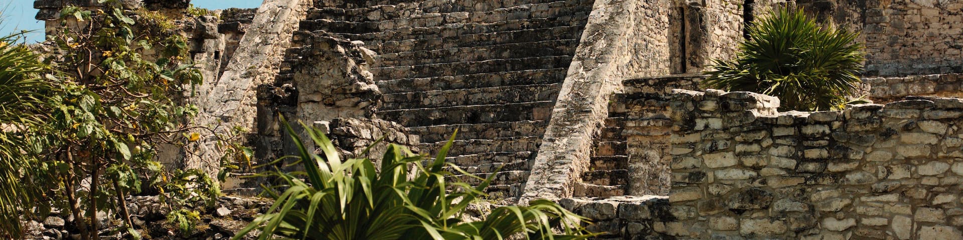 Tulum temple, Mayan ruins, Yucatan