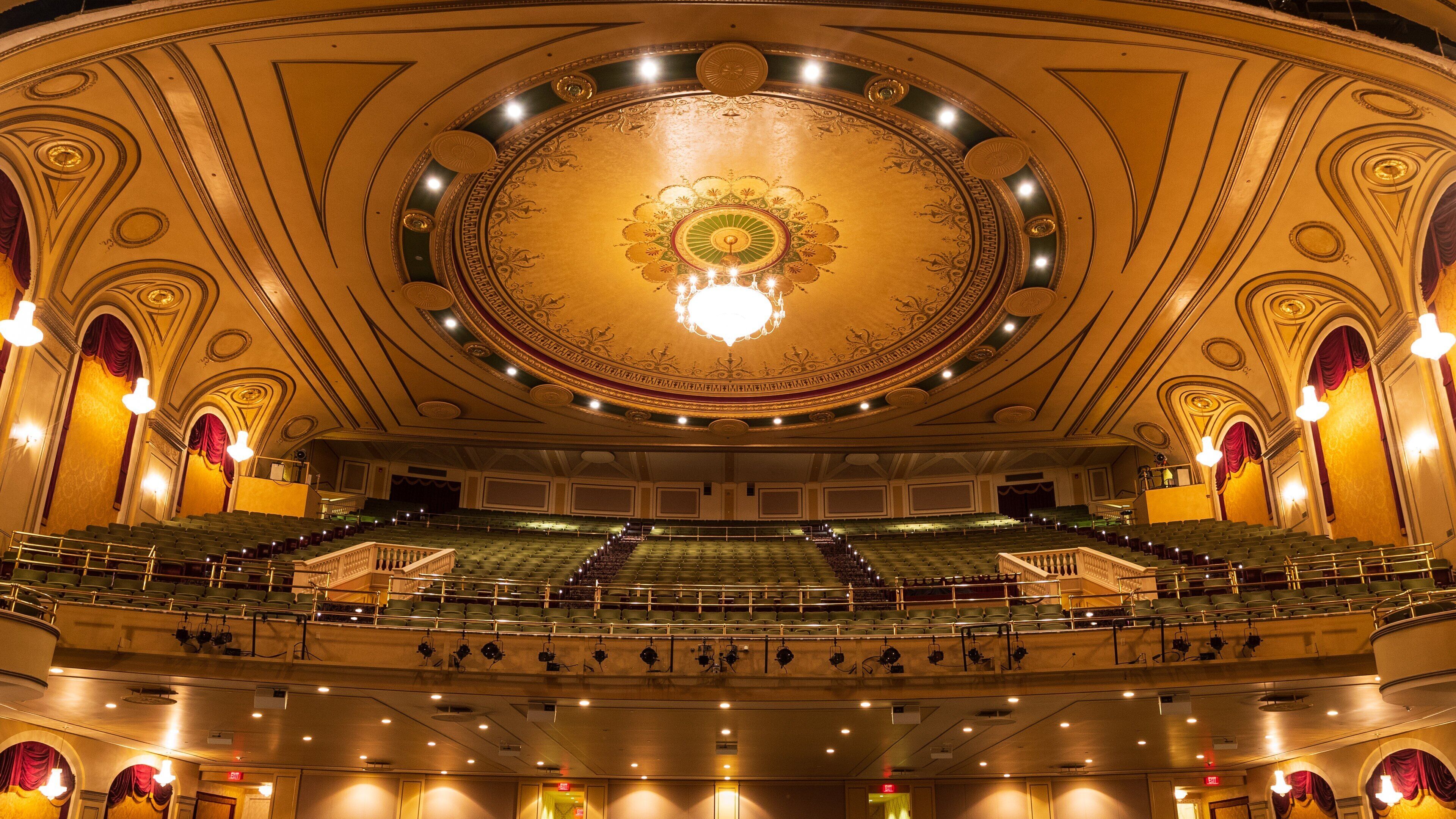 The Hanover Theatre for the Performing Arts showing interior views, theater scenes and heritage elements