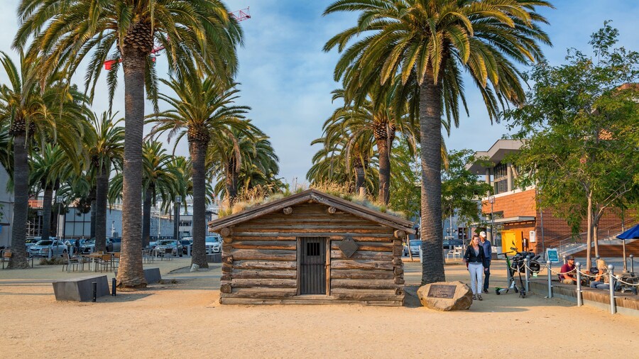Jack London\'s Cabin