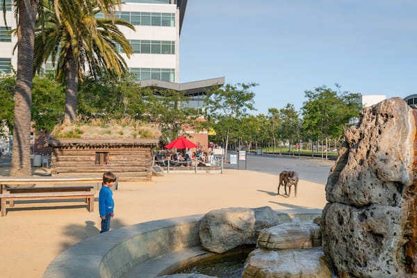 Jack London\'s Cabin