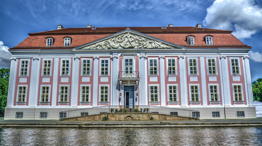 フリードヒスフェルデ パレス