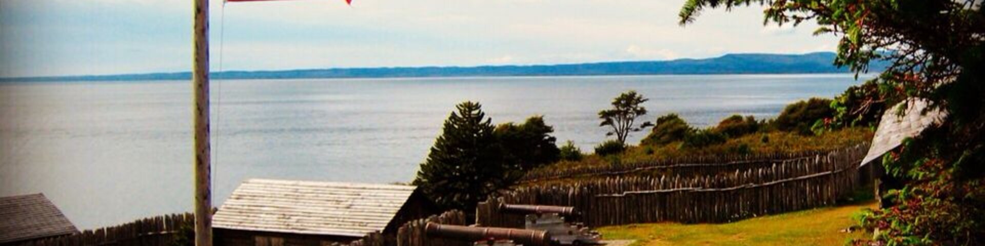 and then I visited the Fuerte Bulnes, in the Strait of Magellan. This fort was built in 1834 to colonize the Southern Chile, in the Patagonia...