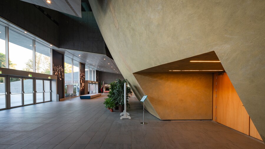 The New Florence Opera House