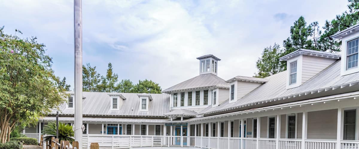 SantaRosaBeach_SouthWaltonVisitorCenter_553248621560505603_02