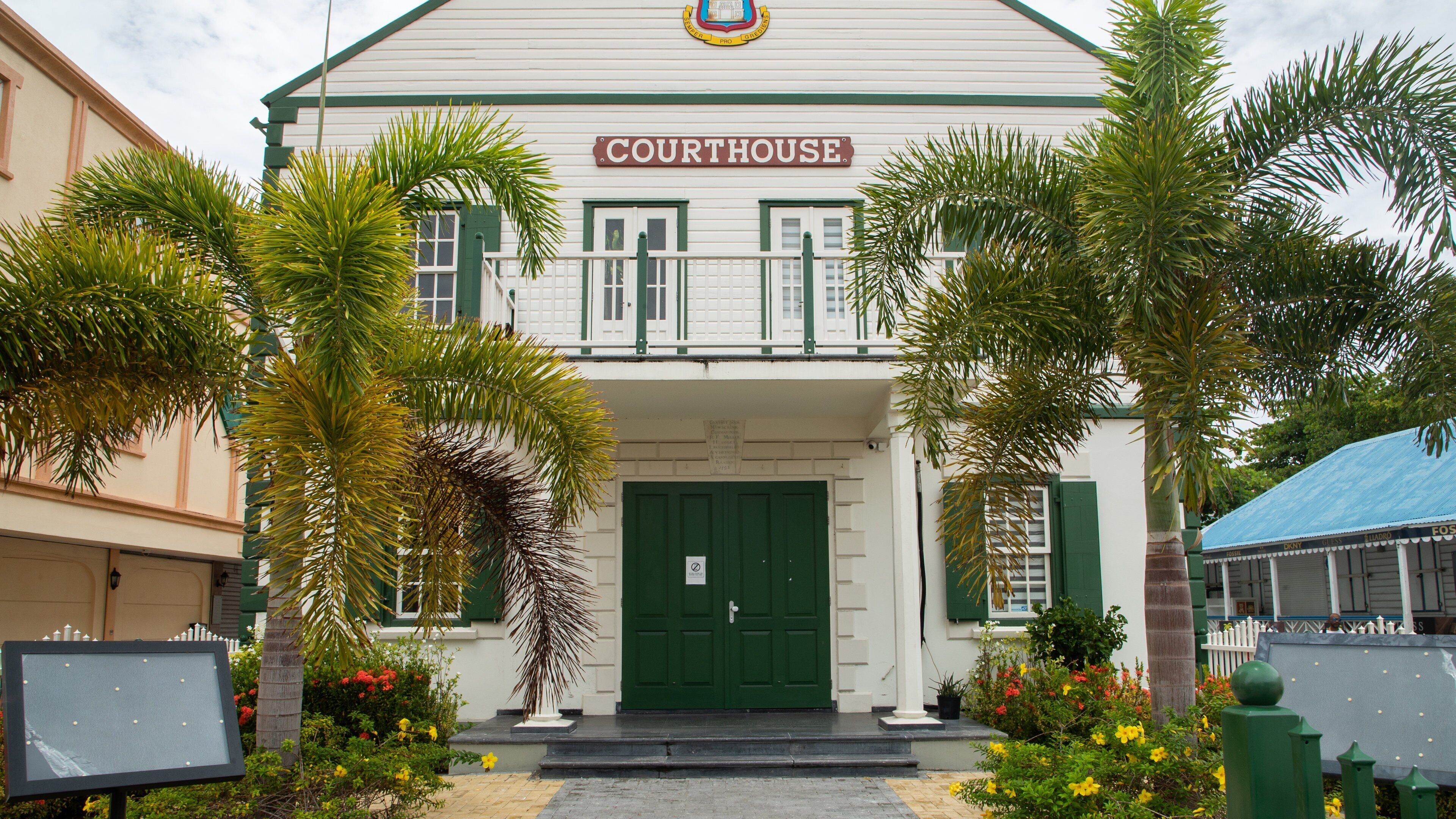 Philipsburg Courthouse featuring heritage elements, an administrative buidling and signage