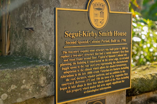 Segui-Kirby Smith House featuring signage and heritage elements