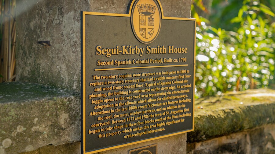 Segui-Kirby Smith House featuring signage and heritage elements
