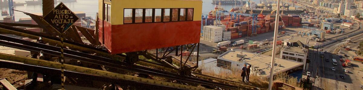 Artilleria Lift showing a city and industrial elements