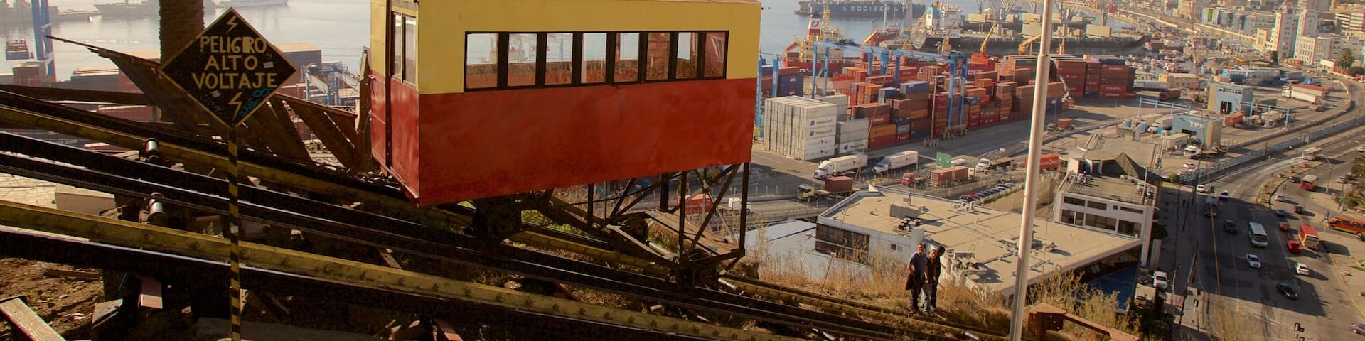 Artilleria Lift showing a city and industrial elements