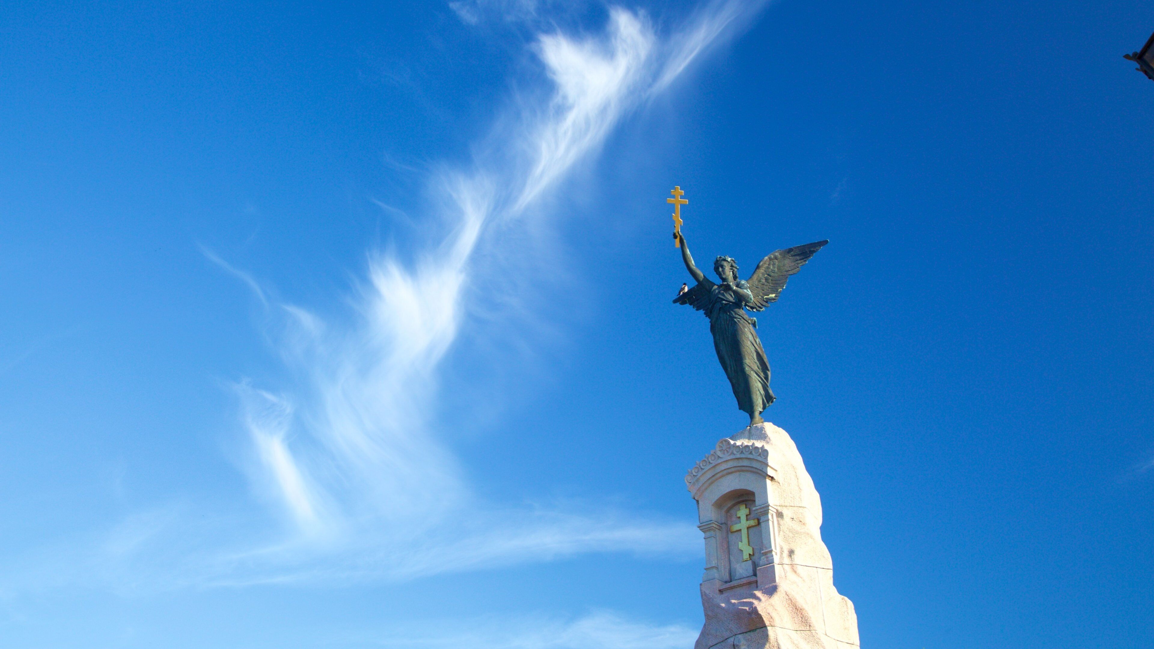 塔林 呈现出 雕像或雕塑