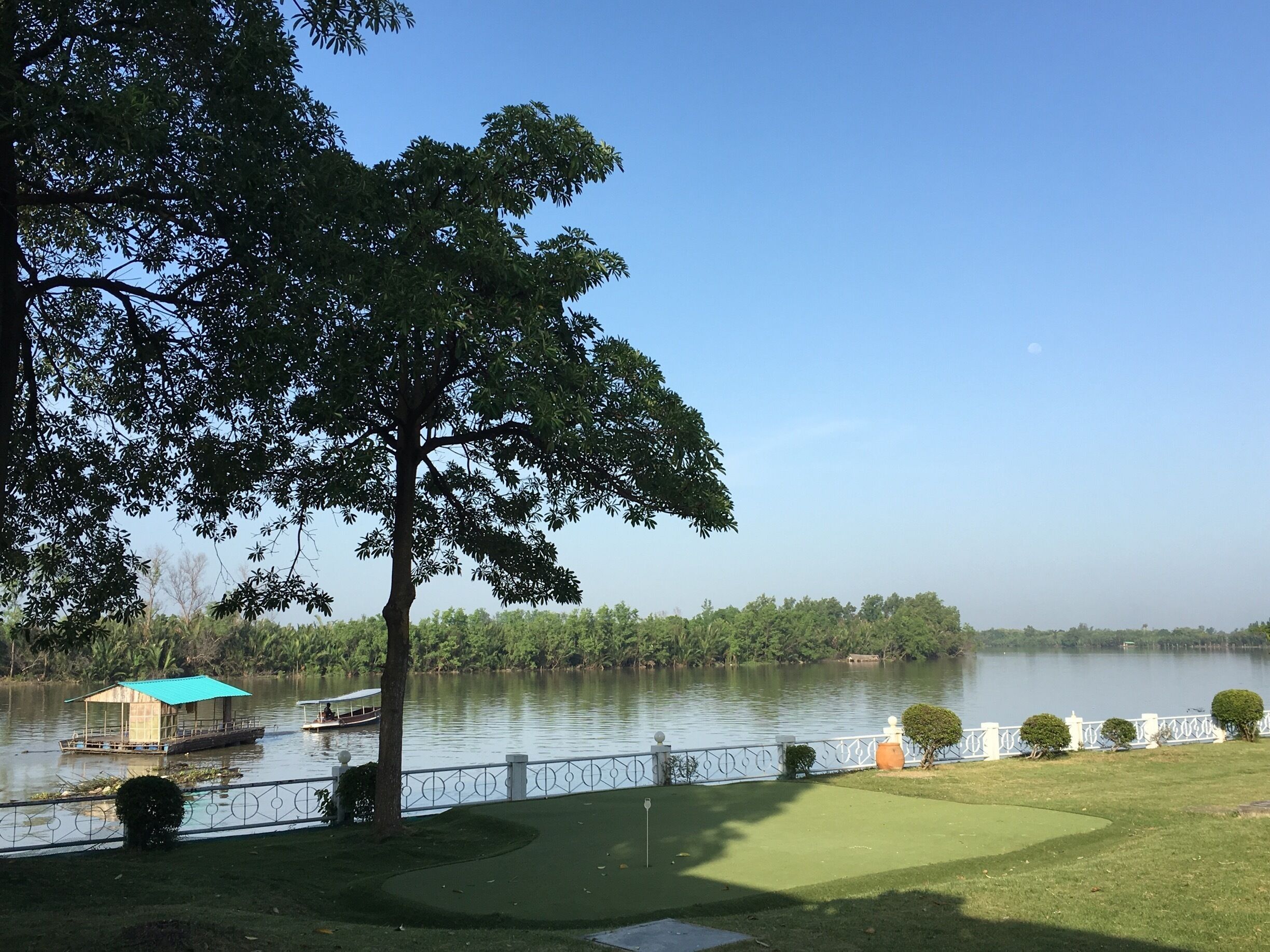 Chachoengsao Province is about an hour's drive from bustling Bangkok but a world away in terms of tourism. A peaceful riverine town of beautiful temples, charming local markets and great seafood (crab), it is worth the drive for a slower pace of life.
