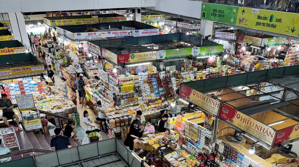 Einkaufszentrum Chợ Hà n