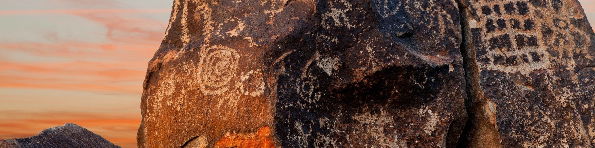 USA, Arizona, Painted Rocks Petroglyph Site, Gila Bend