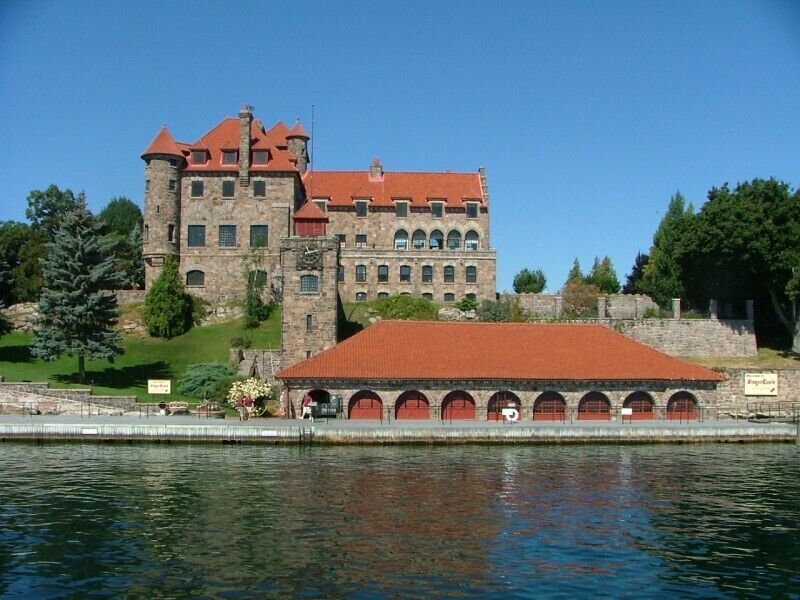 Singer Castle- 1000 Islands, NY. Also a must-see is Boldt Castle. Quite a romantic story too. #architecture #waterlust