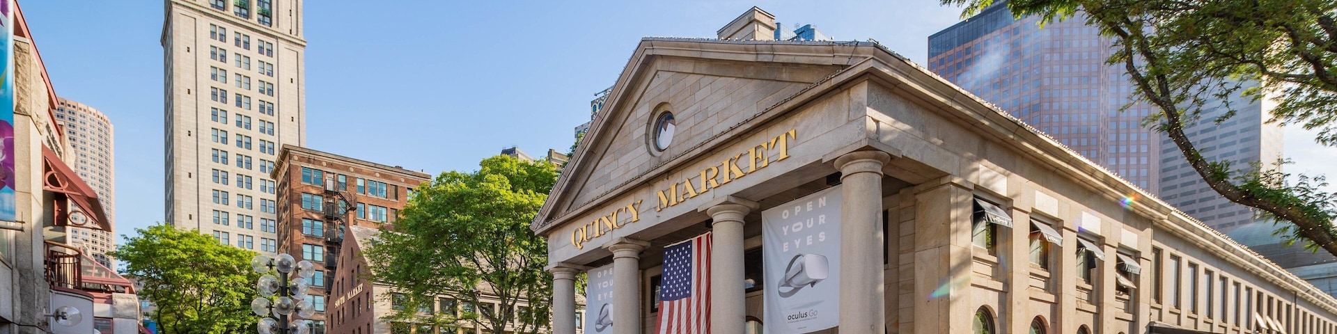 Quincy Market showing a city, an administrative buidling and heritage architecture