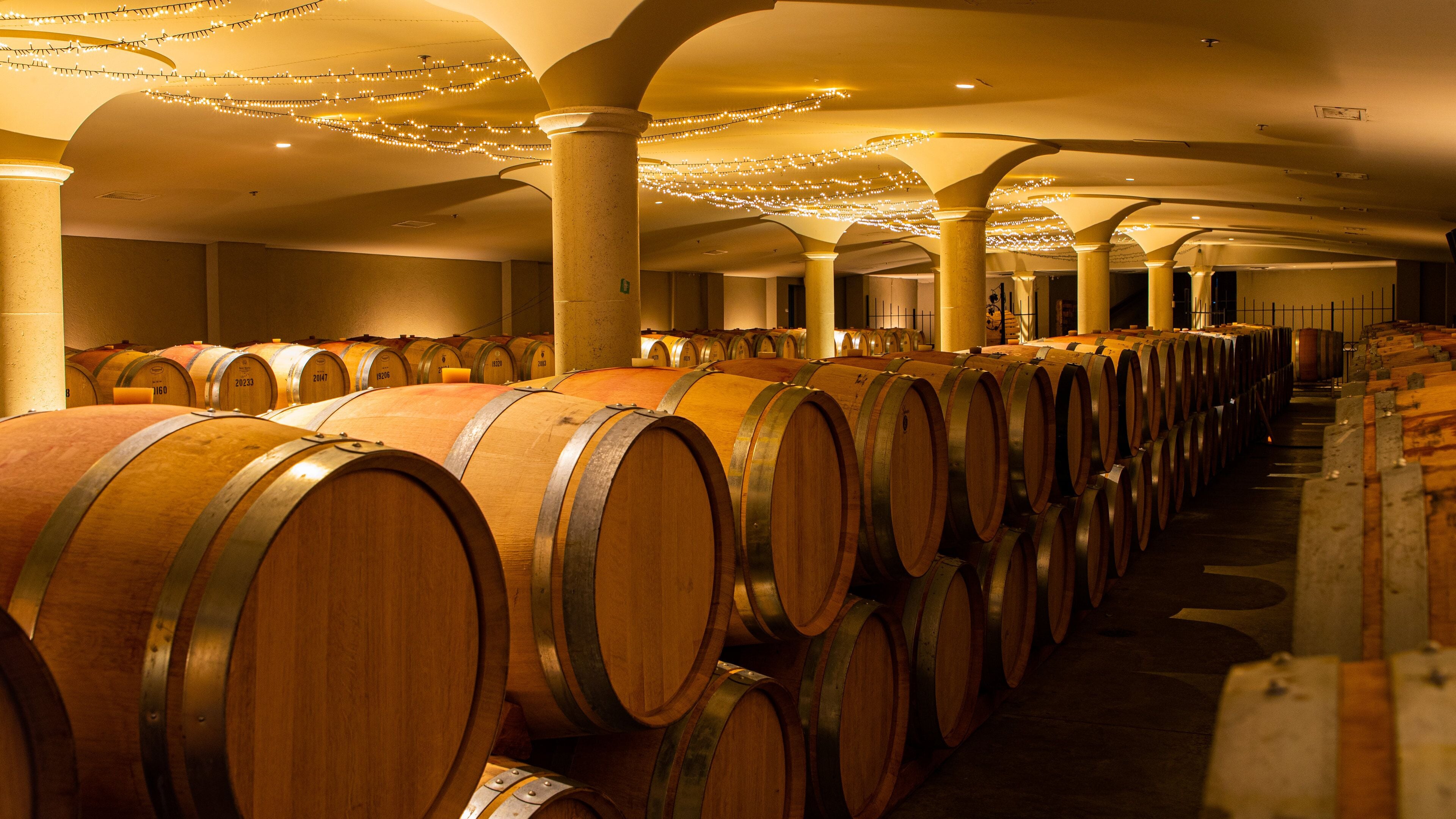 Peller Estates Winery featuring interior views