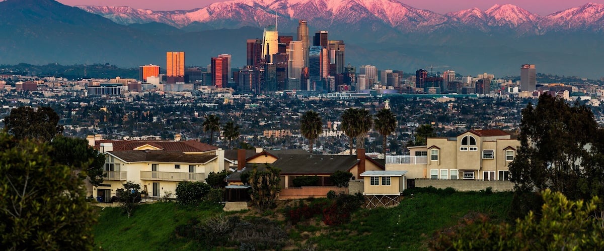 Los Angeles Skyline from Kenneth Hahn park.
#parks
#BvsCities
#urbanjungle
#TroveOn
#StunningStructures
#FindingtheUniverse
#city #travel #town #traveling #citybestpics #cityscapes #travelblogger #sunsetlover #travels #travelblog #traveldiary #travelawesome #travelandlife  #architecture #streets #cathedral #streetphoto #tlpicks #worldtravelpics #instapassport #igtravel #urban #architecturelovers #cityscape #autumn #beautifuldestinations #cities