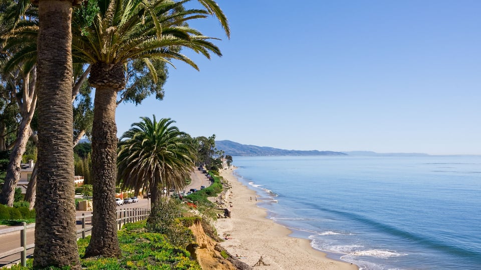 Butterfly beach along Channel Drive in Santa Barbara, California., Shutterstock ID 23776711, SF SSA Case with Manager Approval: Case 07151371, Job: Prepay credit, Client/Licensee: , Other: