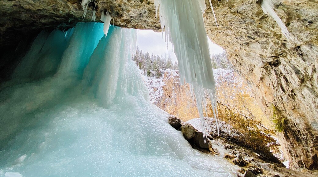 One of many caves in Rifle Mountain Park!