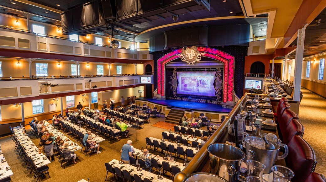 Showboat Branson Belle featuring theater scenes and interior views