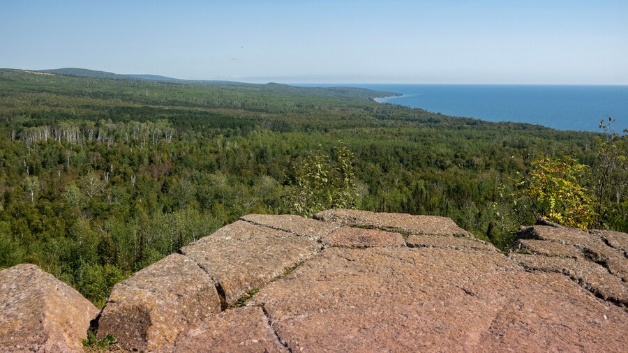 Pincushion Mountain Overlook, Lake Superior Coastline, Northern Minnesota in September, Superior Hiking Trail, Superior National Forest