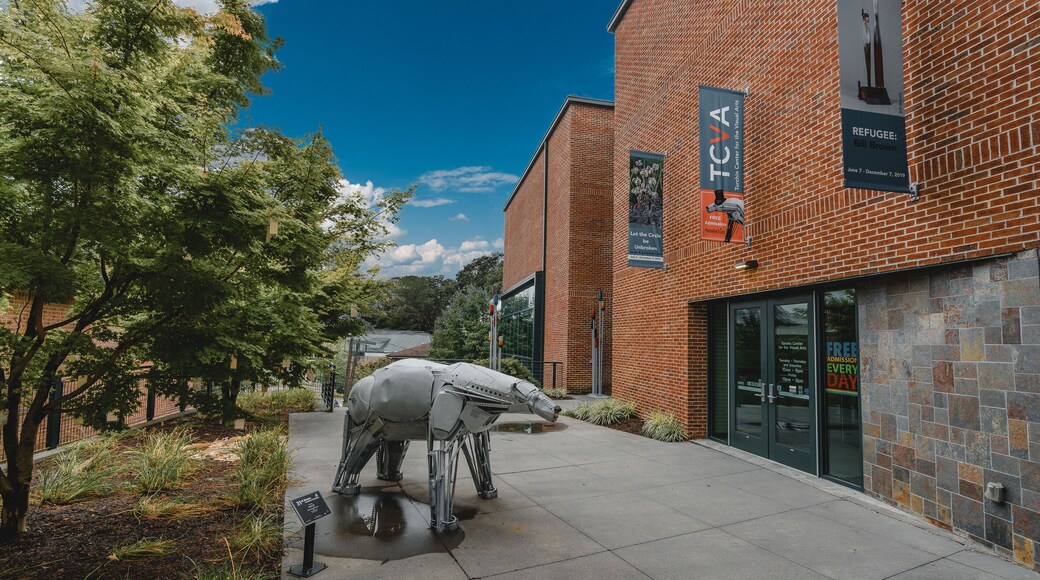 Centre d'arts visuels Turchin Center for the Visual Arts