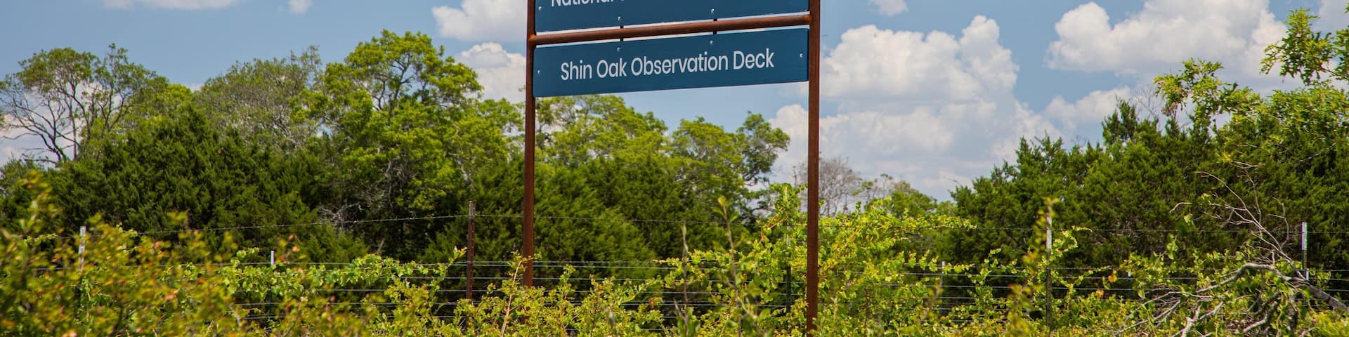 Balcones Canyonlands National Wildlife Refuge which includes signage