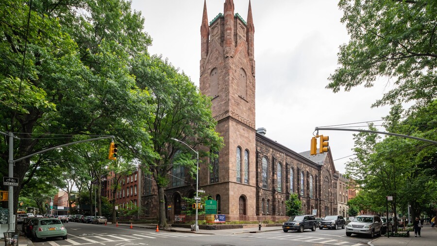 Irondale which includes heritage architecture and street scenes