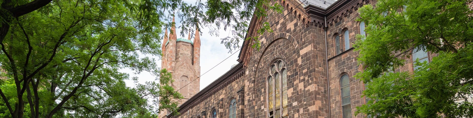 Irondale featuring heritage architecture and street scenes