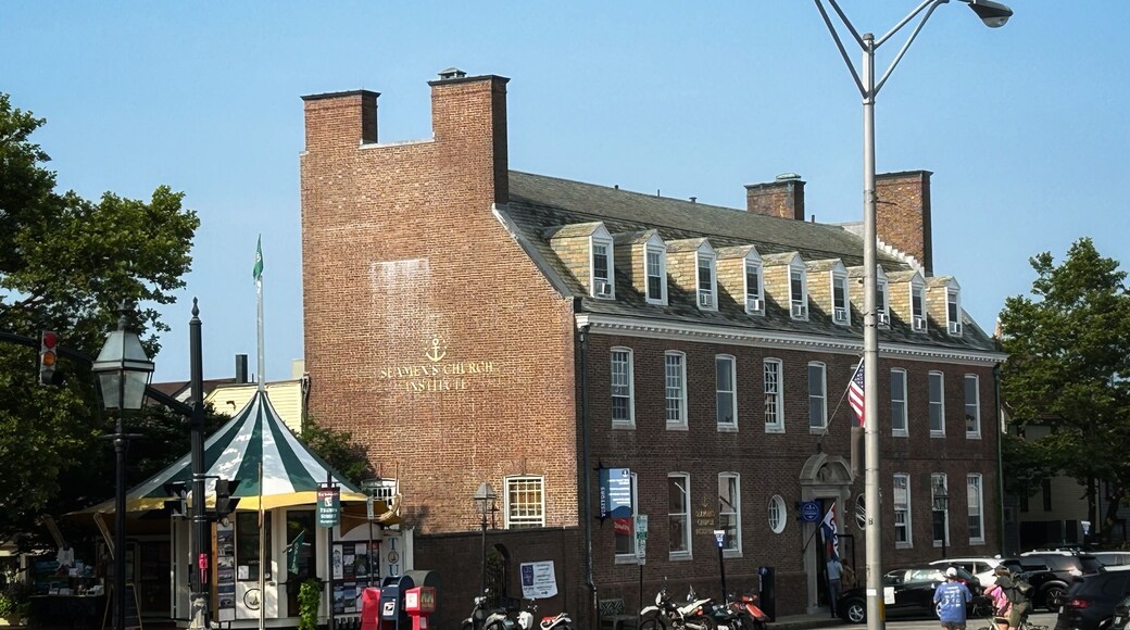 Newport Historical Society