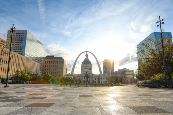 October 30, 2018 - St. Louis, Missouri - Kiener Plaza and the Gateway Arch in St. Louis, Missouri.