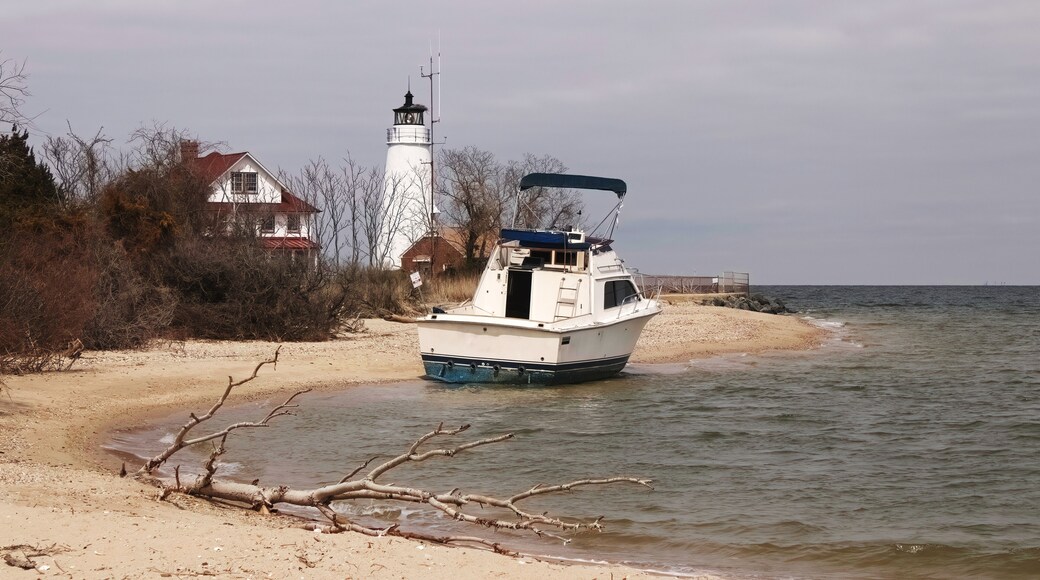 Cove Point Lighthouse
