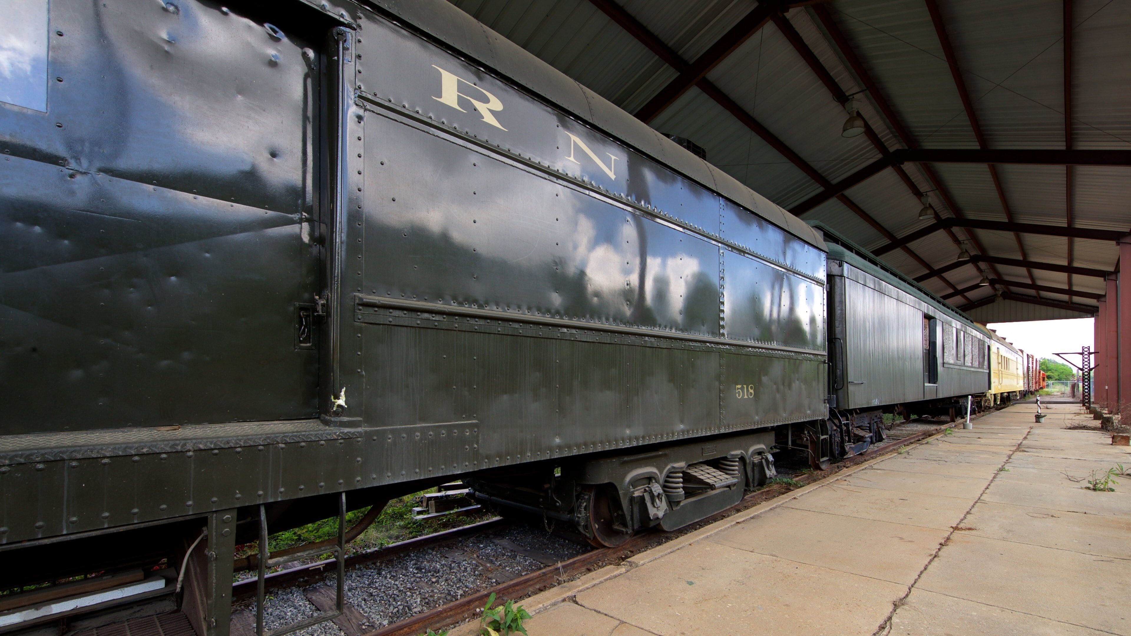 Thronateeska Heritage Center which includes heritage elements and railway items