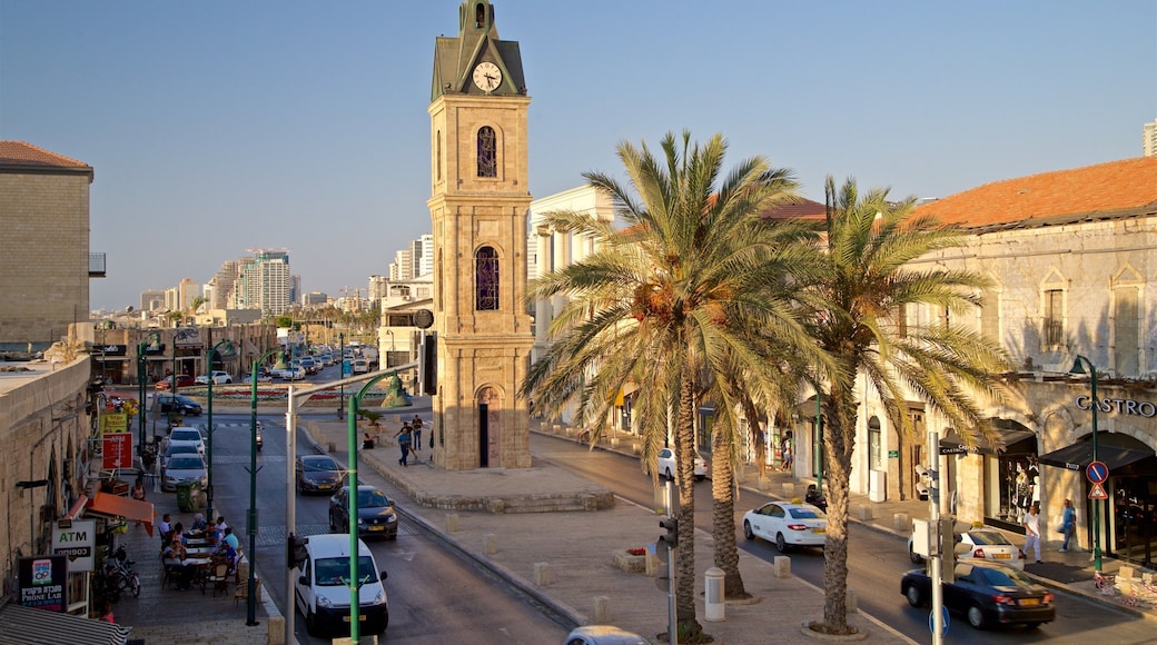 Jaffa Clock Tower das einen Sonnenuntergang, historische Architektur und Stadt