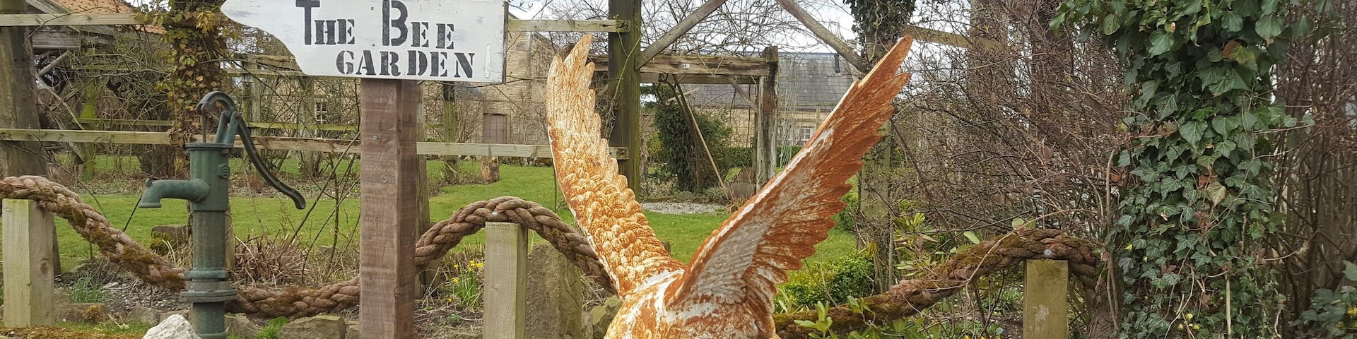 A lovely place to go for a mooch round some cute independent shops, buy a plant from the Bee Garden, enjoy a meal or Afternoon Tea in the Glass House or a coffee and cake in the cute Rosie Duck cafe.