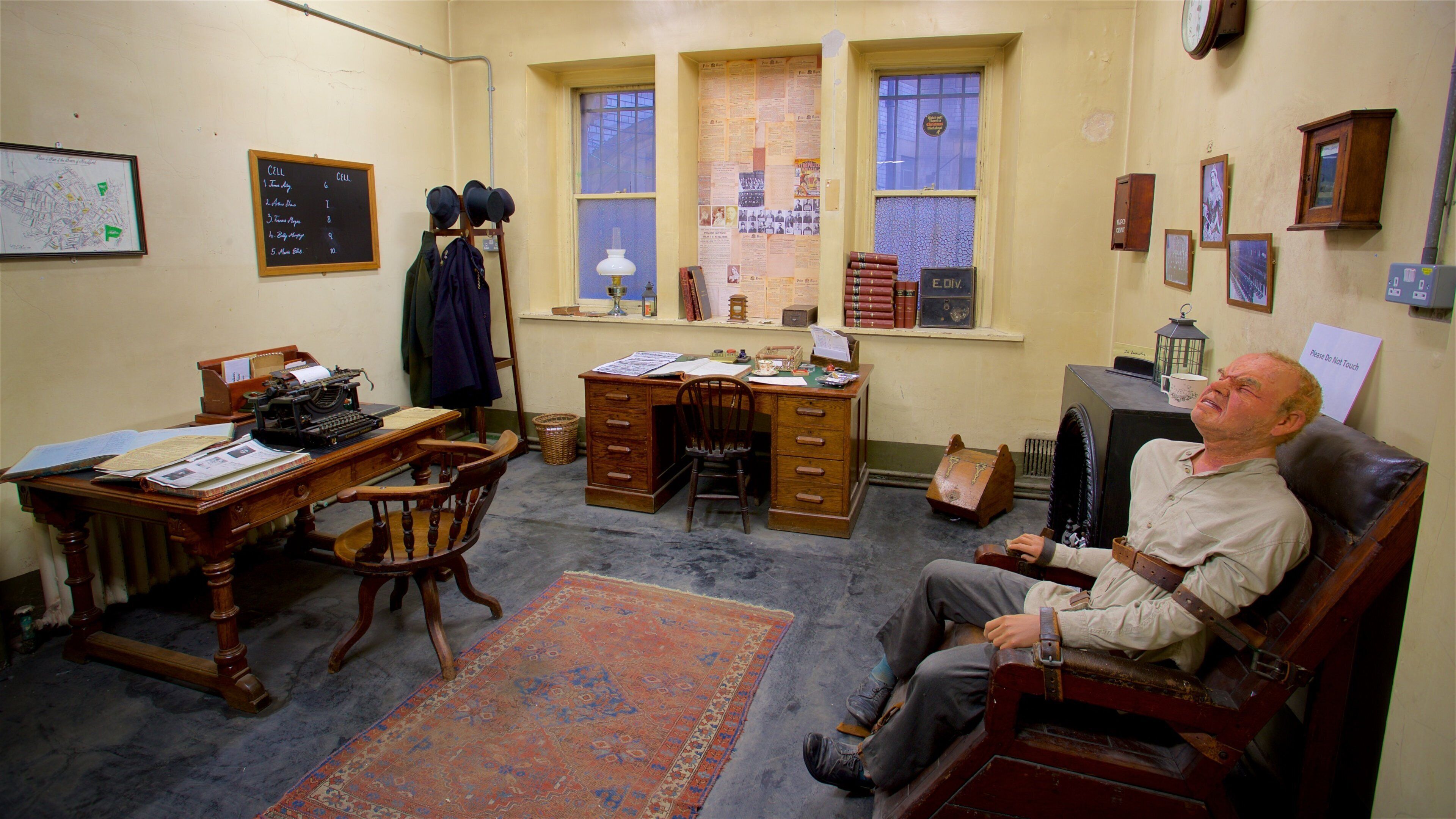 Museo de la Policía de Bradford mostrando vista interna