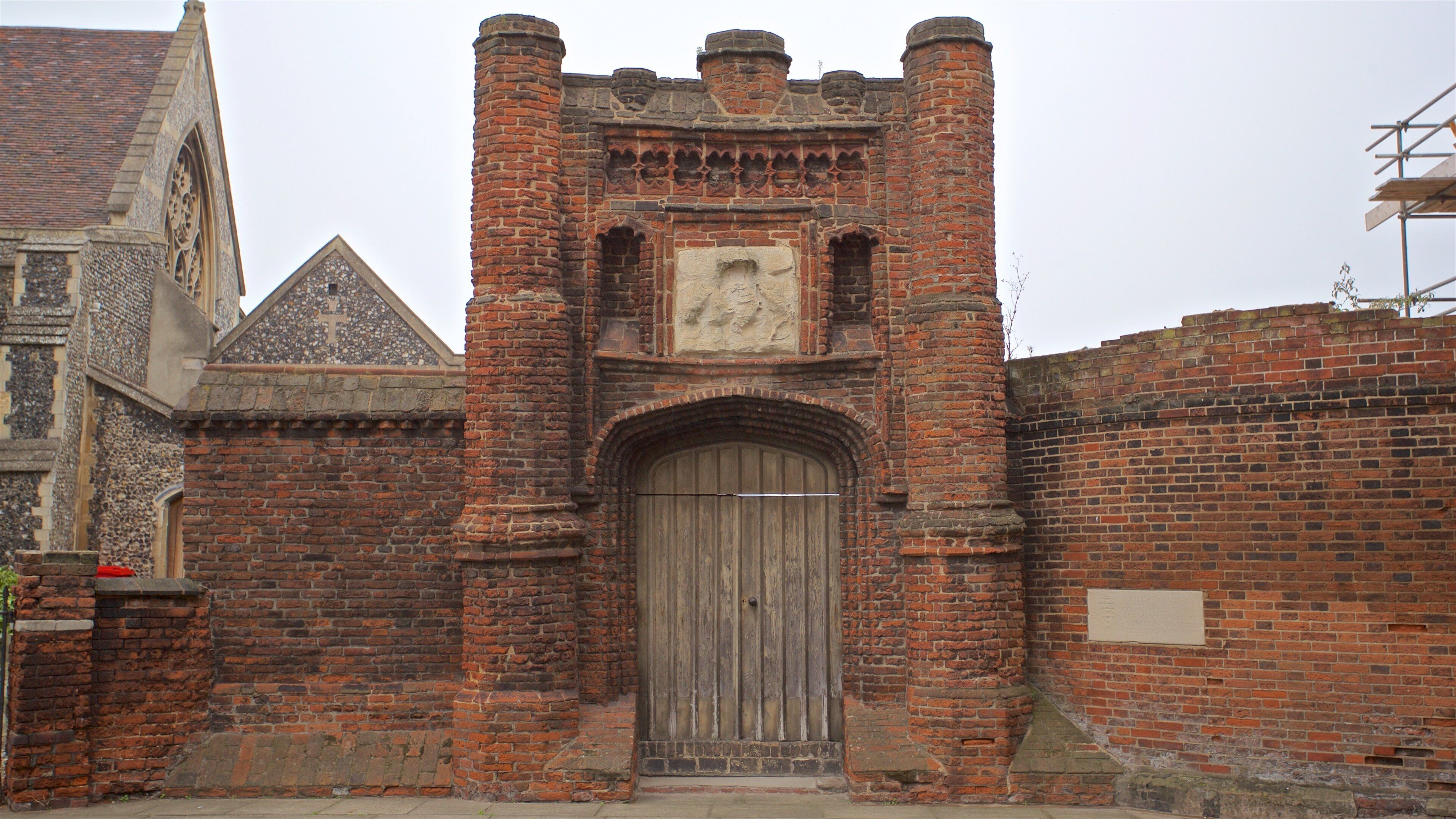 Monument historique Wolsey\'s Gate mettant en vedette patrimoine architectural