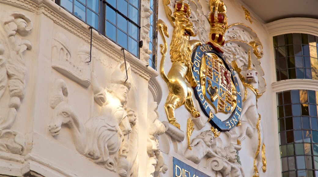 Ancient House which includes heritage elements