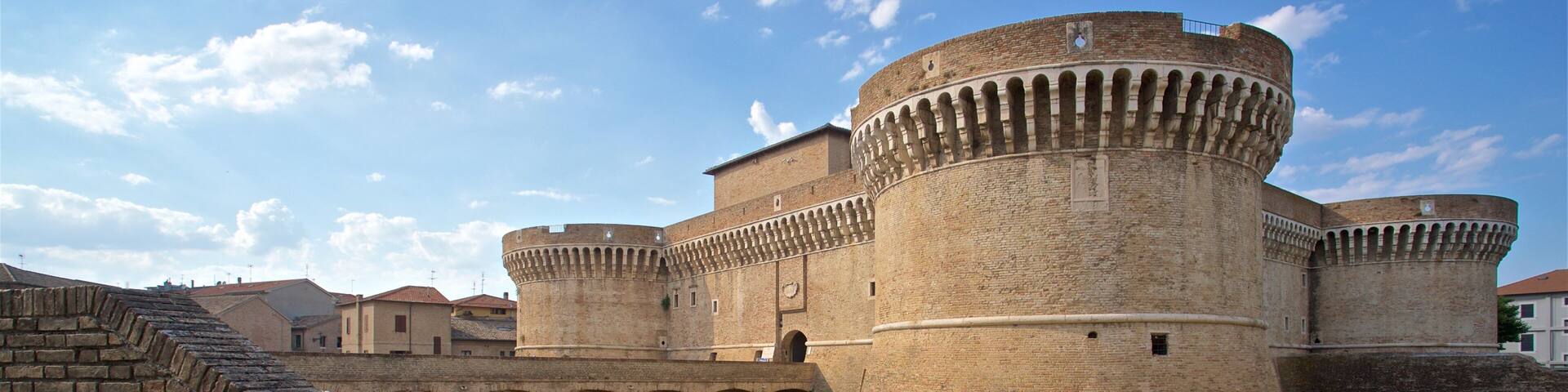 Rocca Roveresca di Senigallia mit einem historische Architektur und Burg