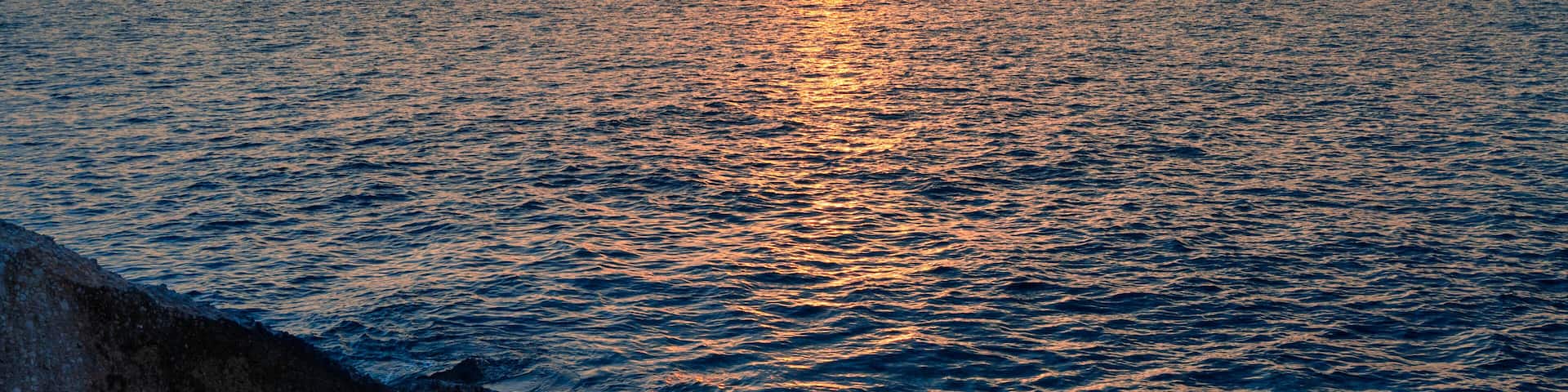Tramonto visto dal Porto turistico di Campomarino di Maruggio - Taranto, Puglia, Italia