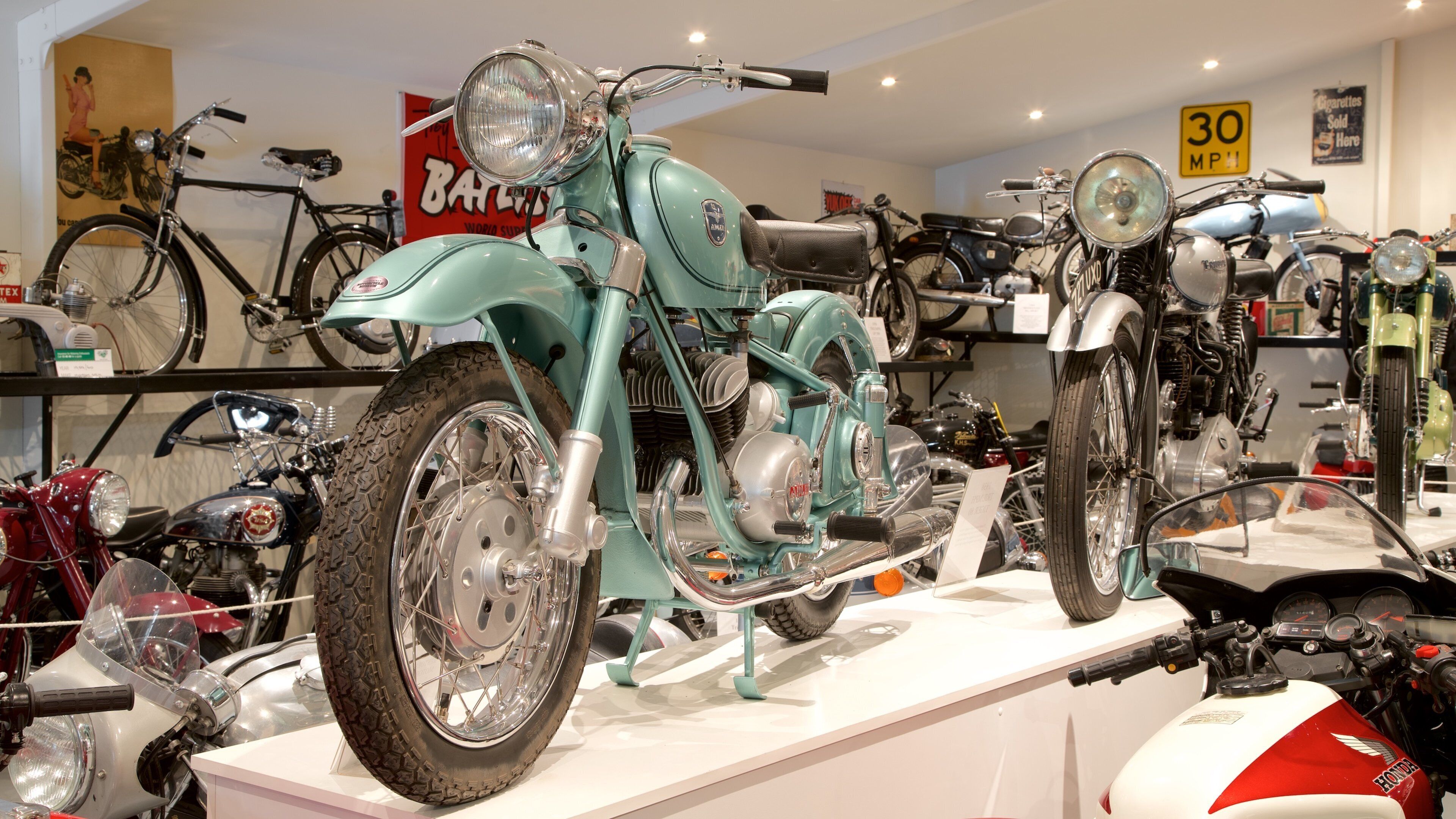 Bicheno qui includes vues intérieures et patrimoine historique