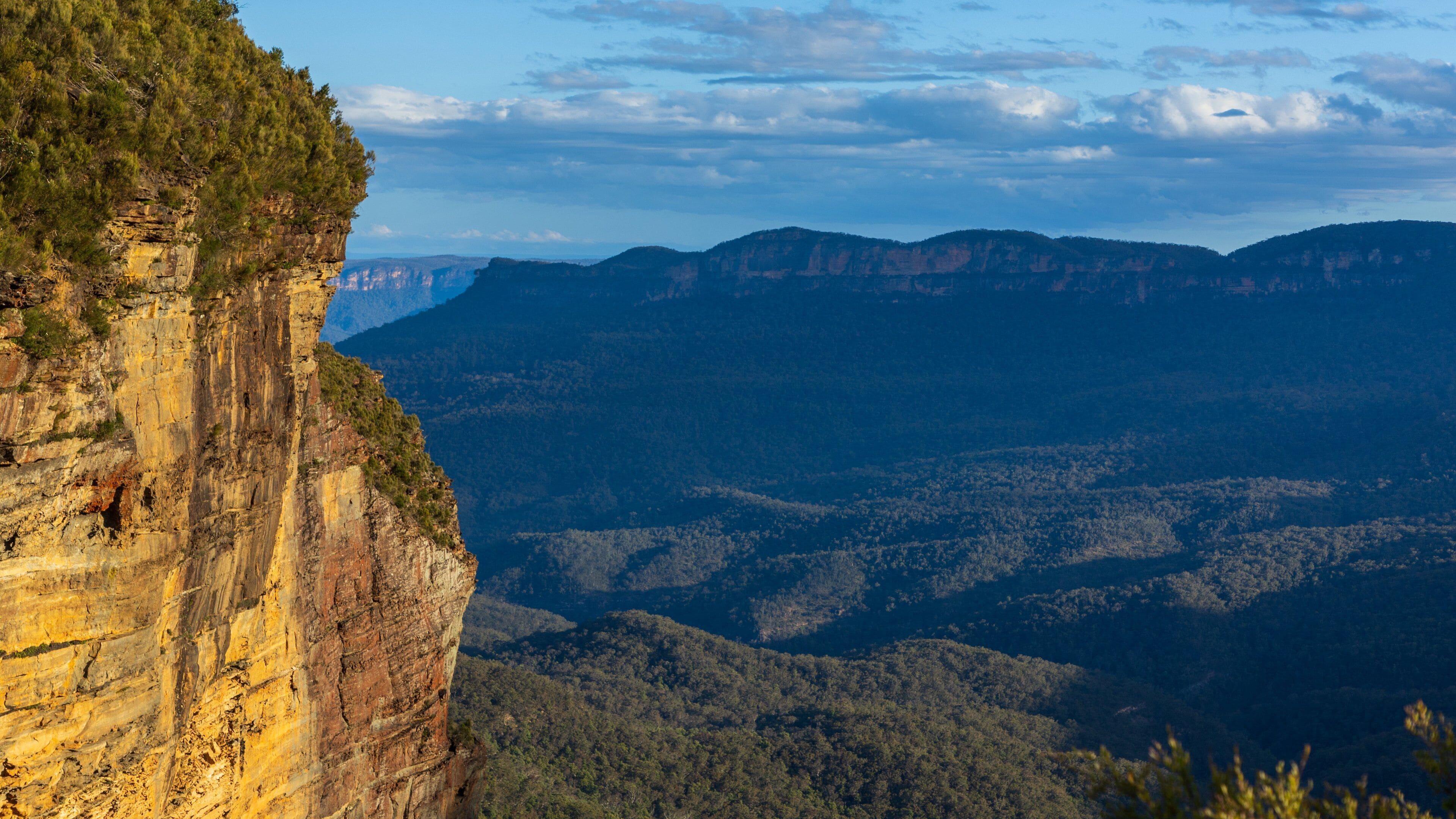 Echo Point Lookout featuring a gorge or canyon and tranquil scenes