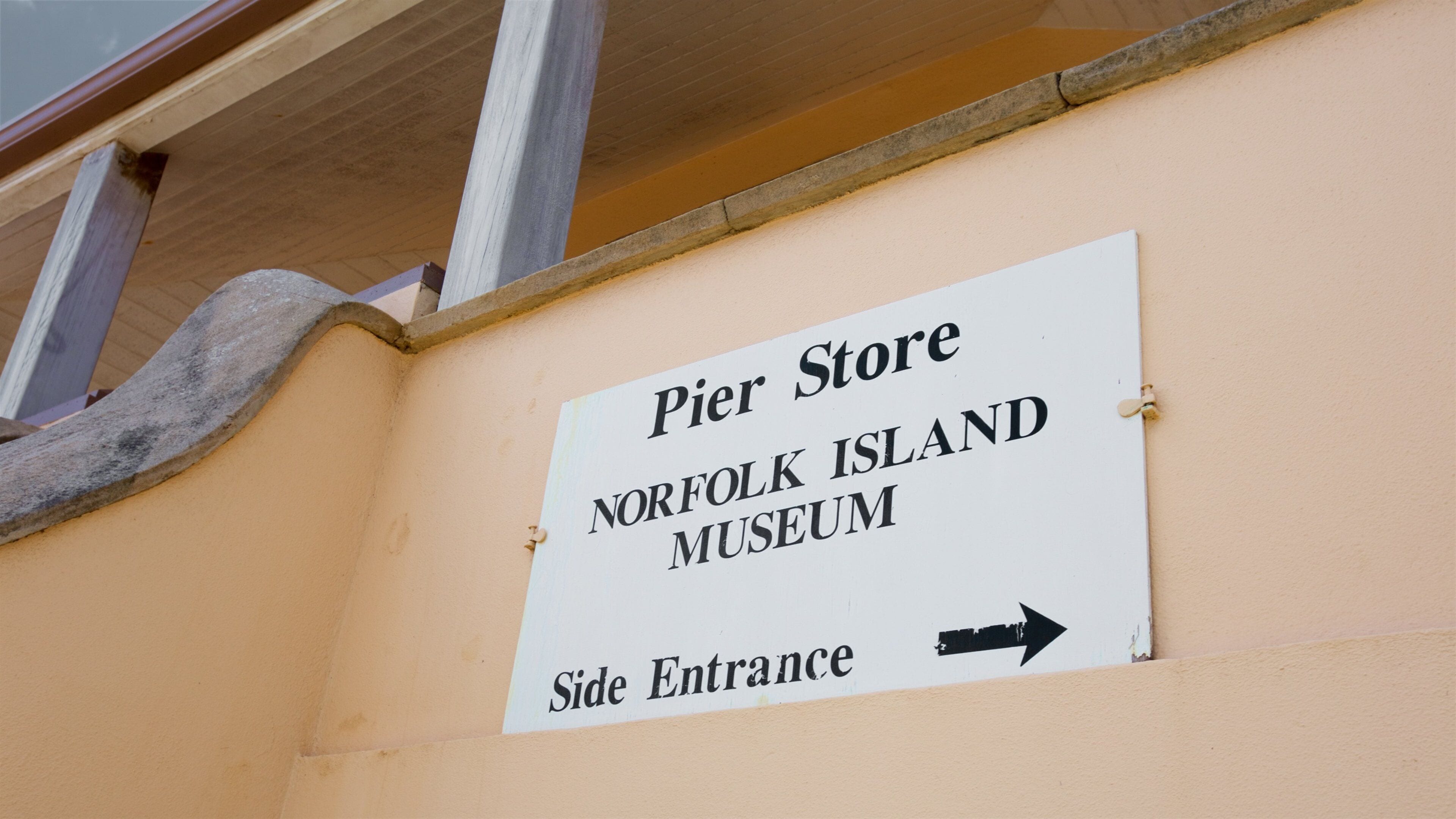 Norfolk Island showing signage