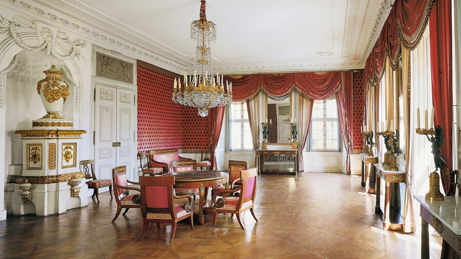 Residenz Ellingen which includes interior views and heritage elements