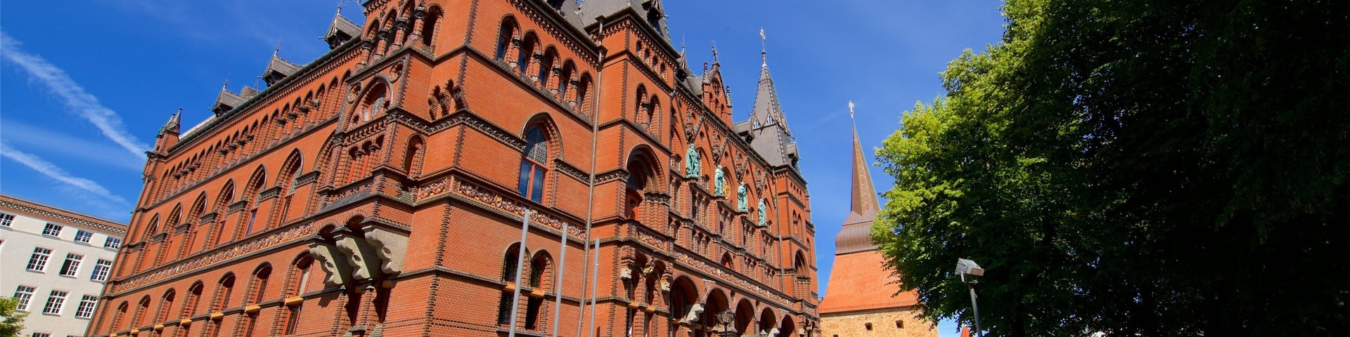 Ständehaus mostrando arquitetura de patrimônio