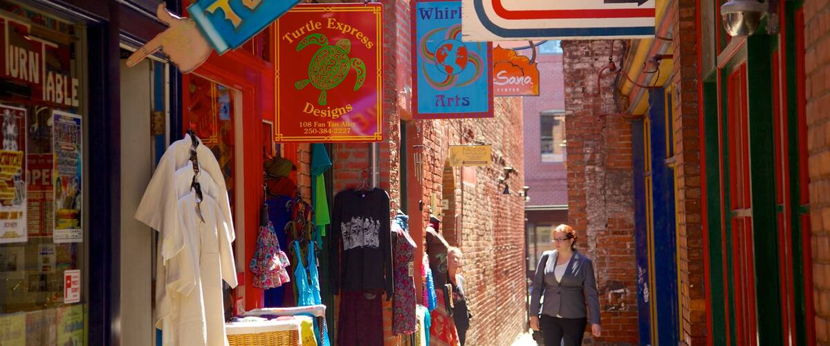 Victoria featuring street scenes, signage and shopping