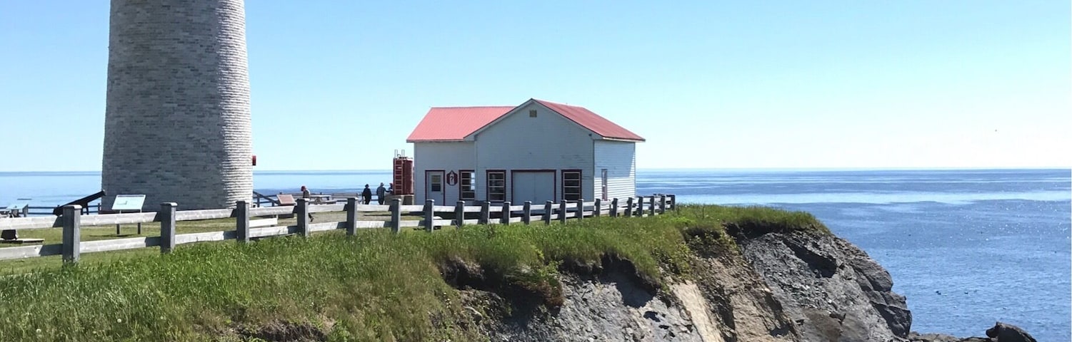 The highest lighthouse in Canada according to the information. It is in the vicinity of Forillon National Park, run by volunteers and it has strong sentimental attachment to the community. Visitors can go to this 9 stories lighthouse
