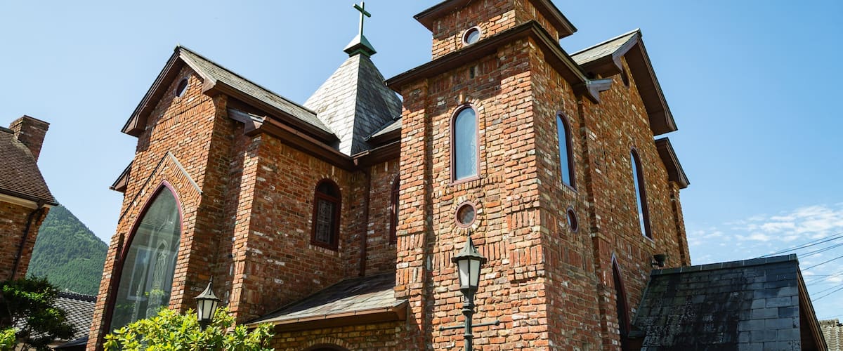 Yufuin Stained Glass Museum