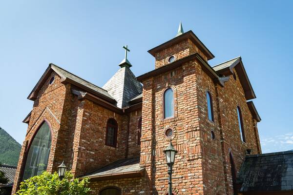 Yufuin Stained Glass Museum