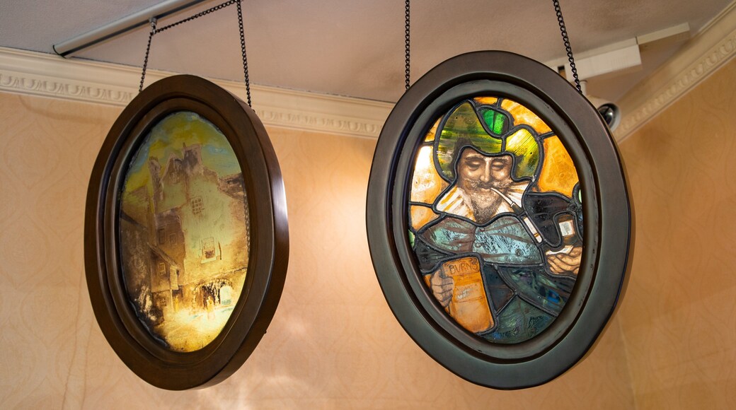 Yufuin Stained Glass Museum